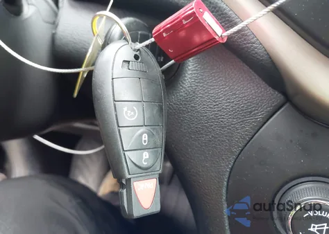 2016 Jeep Cherokee Latitude из США, поврежденный, VIN 1C4PJMCS5GW245979